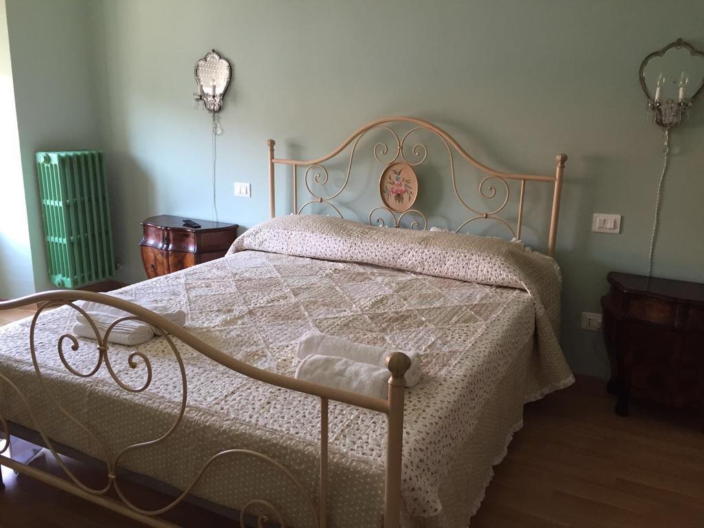 Affittacamere del viaggiatore Ancona Esterno foto